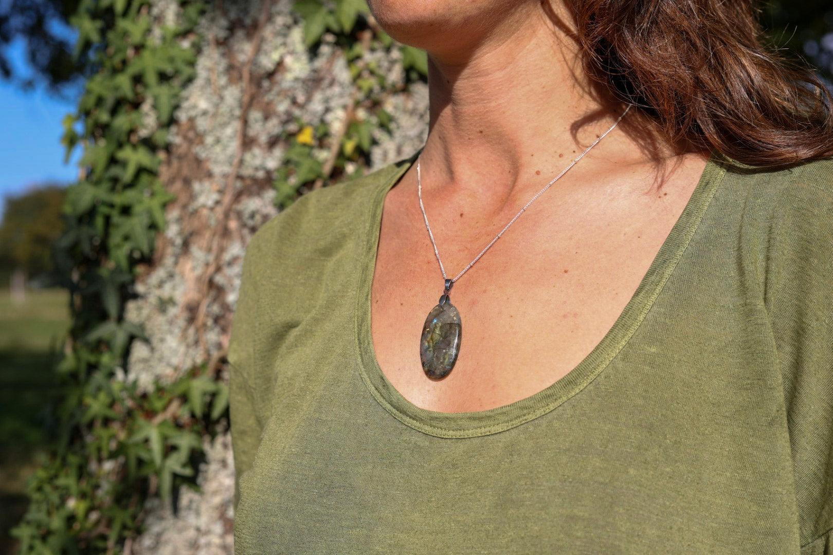 Pendentif Labradorite • Reflets Dorés ou Bleus